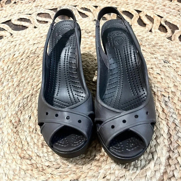 Crocs Womens 8 Farrah Slingback Wedge Heels Peep Toe Sandals Brown Croslite - Picture 4 of 6